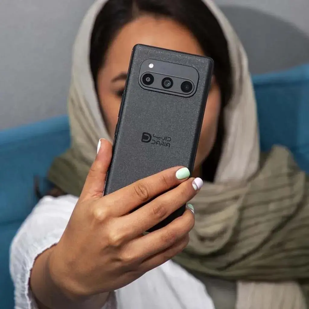 گوشی موبایل داریا مدل bond 5G دو سیم کارت ظرفیت 256 گیگابایت و رم 8 گیگابایت به همراه شارژر - تصویر 2