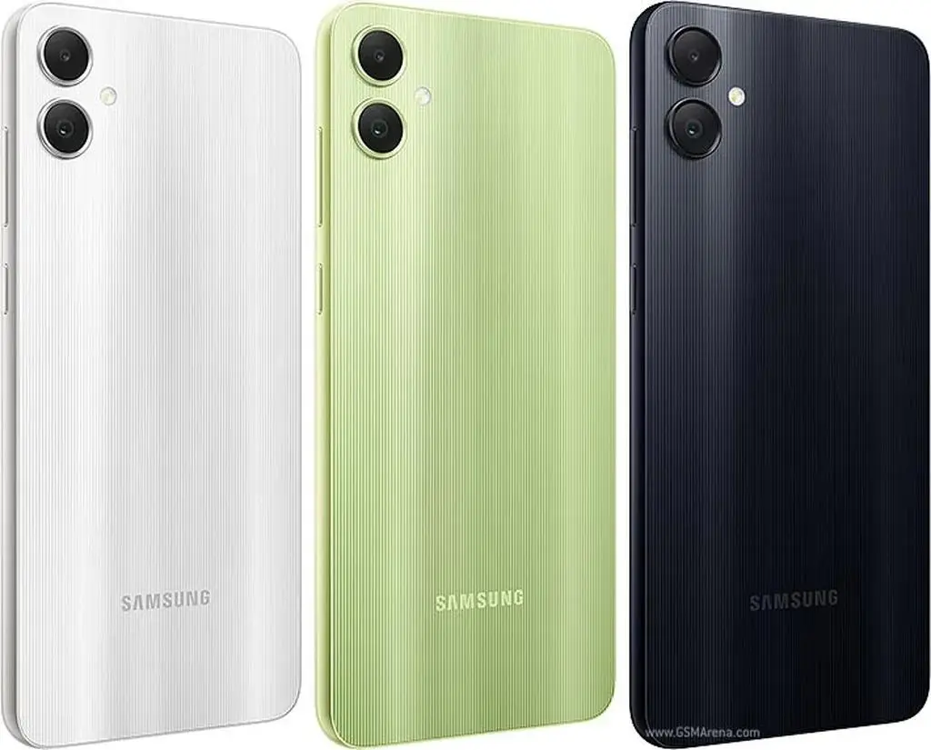 گوشی موبایل سامسونگ مدل Galaxy A05 دو سیم کارت ظرفیت 64 گیگابایت و رم 4 گیگابایت به همراه شارژر سامسونگ - تصویر 3