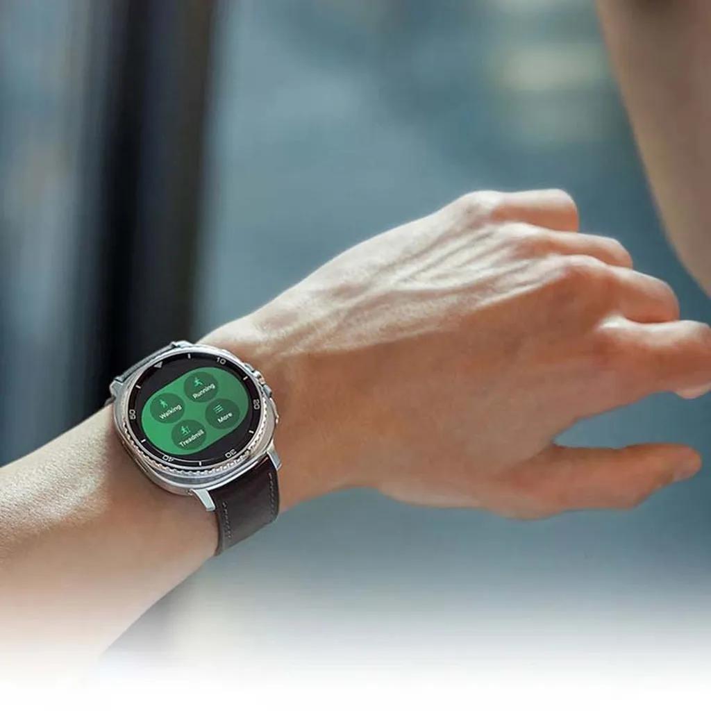 ساعت هوشمند 46 میلی‌متری سامسونگ مدل Galaxy Watch 8 Classic با بند چرمی - تصویر 8