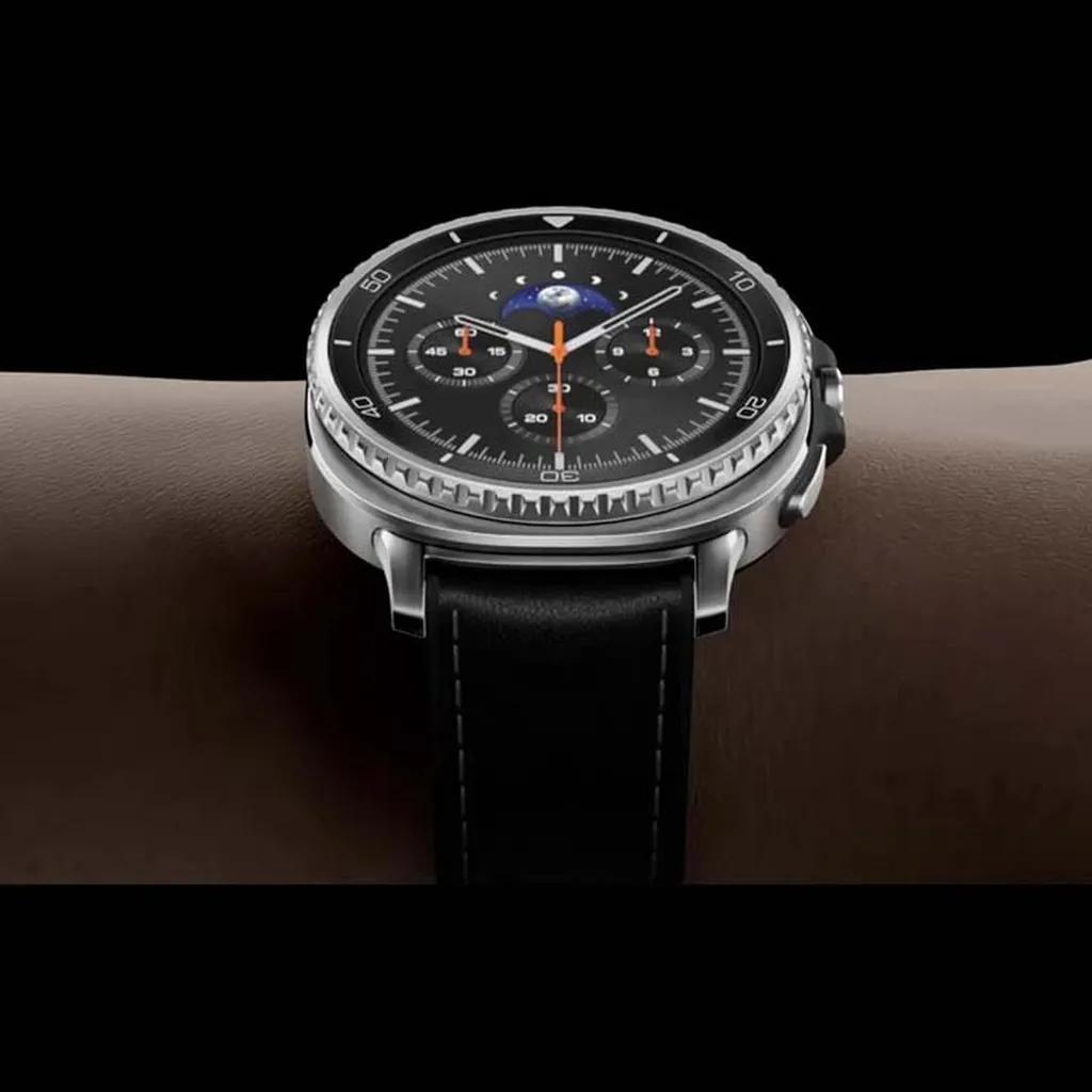 ساعت هوشمند 46 میلی‌متری سامسونگ مدل Galaxy Watch 8 Classic با بند چرمی - تصویر 15